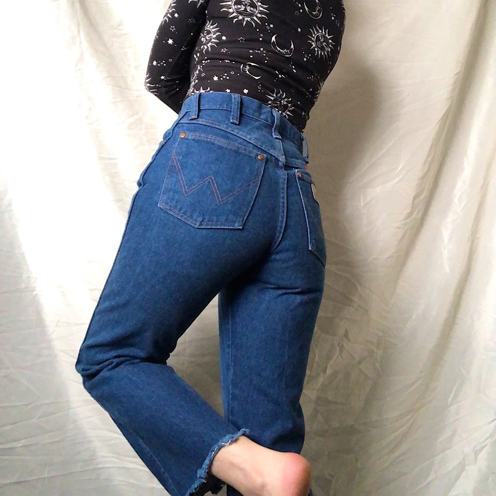 Ankle cropped Wrangler Jeans